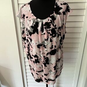 Kasper Black and Pink Relaxed Pleated Blouse